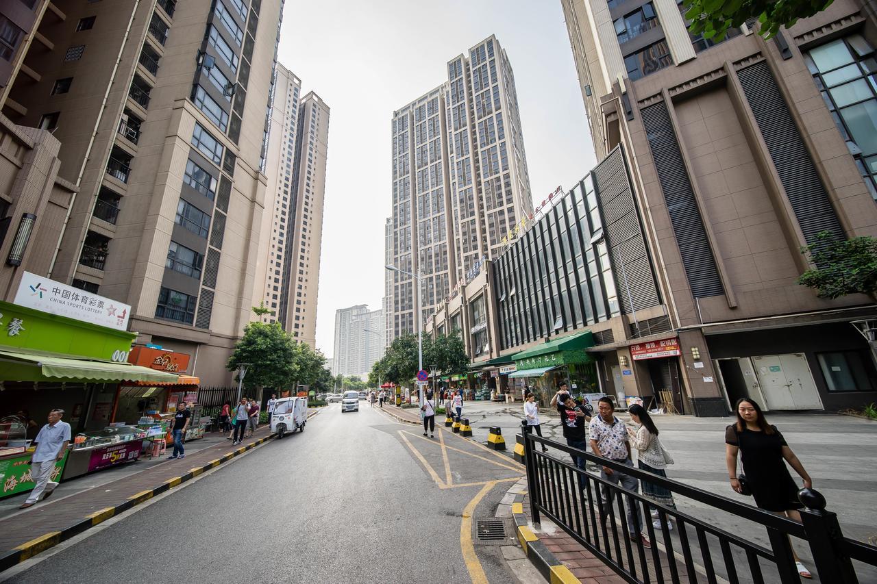 Pazhou Laiste International Aparthotel Canton Fair Complex Branch Exteriör bild